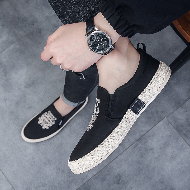 Schwarze atmungsaktive Schuhe  – Men Shoes Designer Bewertung und Preis